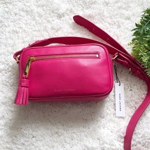 **NEW**  Marc Jacobs Zoom Leather Crossbody Bag
